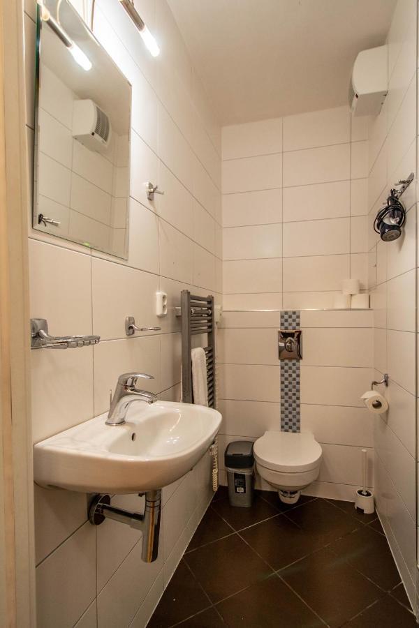 National Museum Apartment By Ruterra Prag Exteriör bild