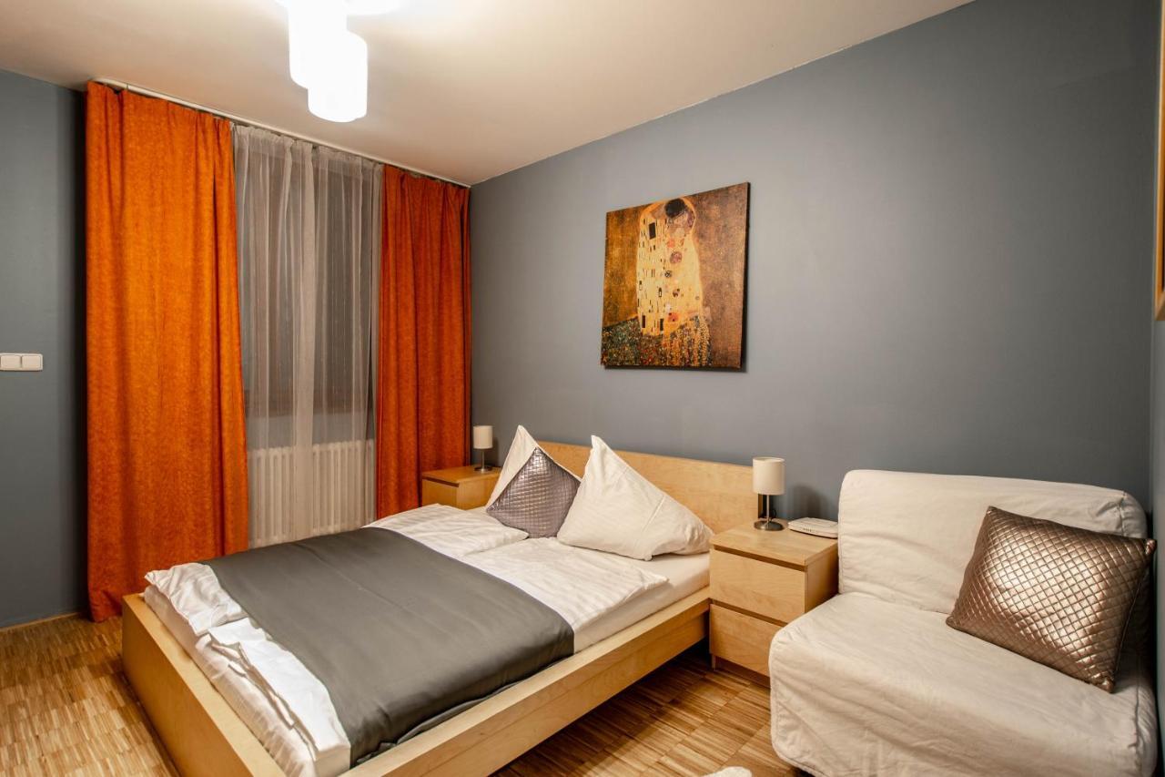 National Museum Apartment By Ruterra Prag Exteriör bild